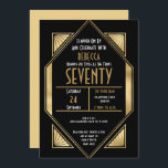 Invitación Art Deco Gold Frame 70th Birthday Party Black<br><div class="desc">Elegante estilo art déco para invitar a sus huéspedes a una velada de 20 años con esta elegante invitación dorada y negra para su fiesta de cumpleaños número 70. En la parte delantera, la tipografía está dentro del marco de estilo de los años 20 y puedes personalizar fácilmente la tipografía...</div>