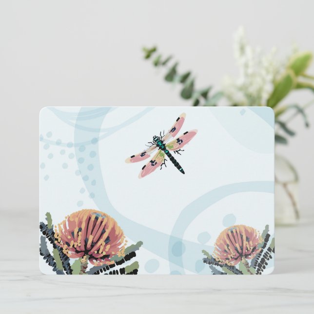 Invitación Arte de Libélula Flor de Banksia (Anverso de pie)