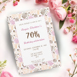 Invitación Artista moderno One Line Art 70th Birthday Party<br><div class="desc">Artista moderno Una línea Invitación a la fiesta de cumpleaños 70. 70 cumpleaños,  invitación para ella con un sencillo patrón artístico de una línea en tonos rosa,  beige y marrón.</div>