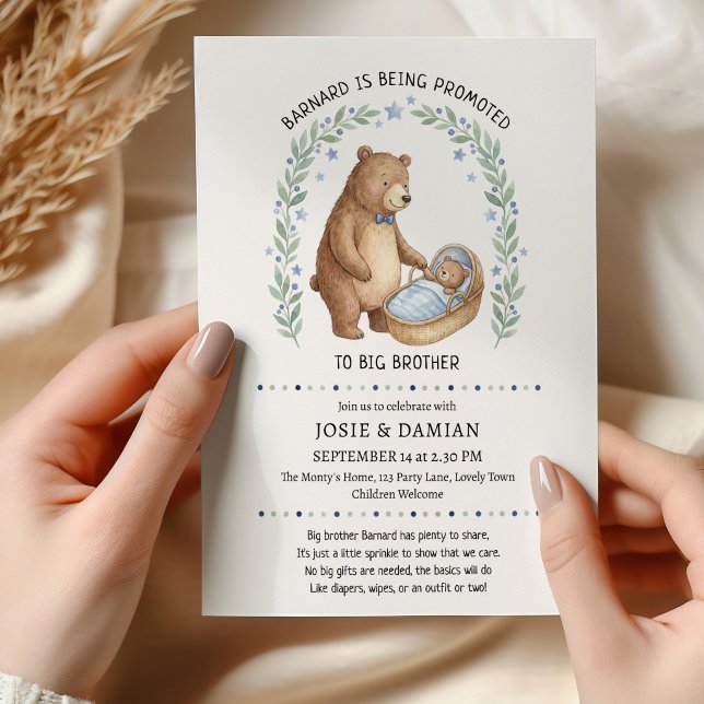 Invitación Ascendido a Hermano Mayor Osito Cumpleaños de Bebé (Promoted to Big Brother, woodland bear baby sprinkle invitation)