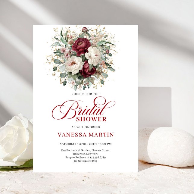 Invitación atemporal de flores de Borgoña para des (Timeless Burgundy Flowers Bridal Shower Invitation)