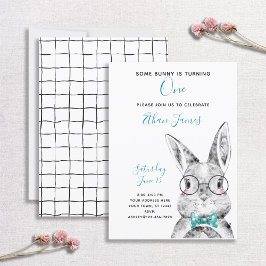 Invitación Azul blanco y negro Algunos conejitos son un cumpl