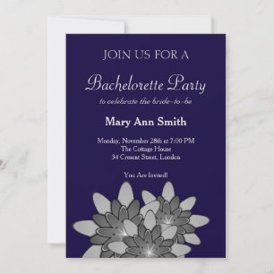 Invitación Azul Marino con Flor de Loto Gris Floral