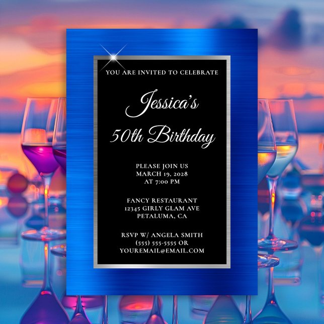 Invitación Azul real y Relieve metalizado plateado Negro 50 c (Royal Blue and Silver Foil Black 50th Birthday Invitation)