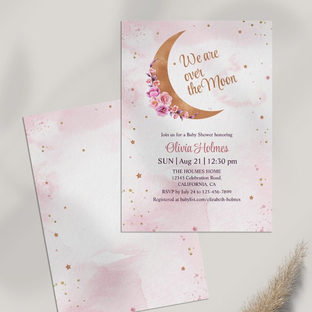 Invitación Baby Shower a la Luna de Flores Doradas (Golden Floral Moon Baby Shower Invitation on white table)