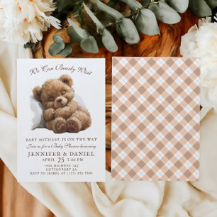 Invitación Baby Shower Adorable Tan Classic Bear Cub