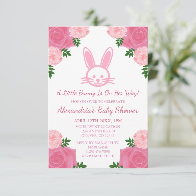 Invitación Baby Shower de conejo floral rosa (Anverso de pie)