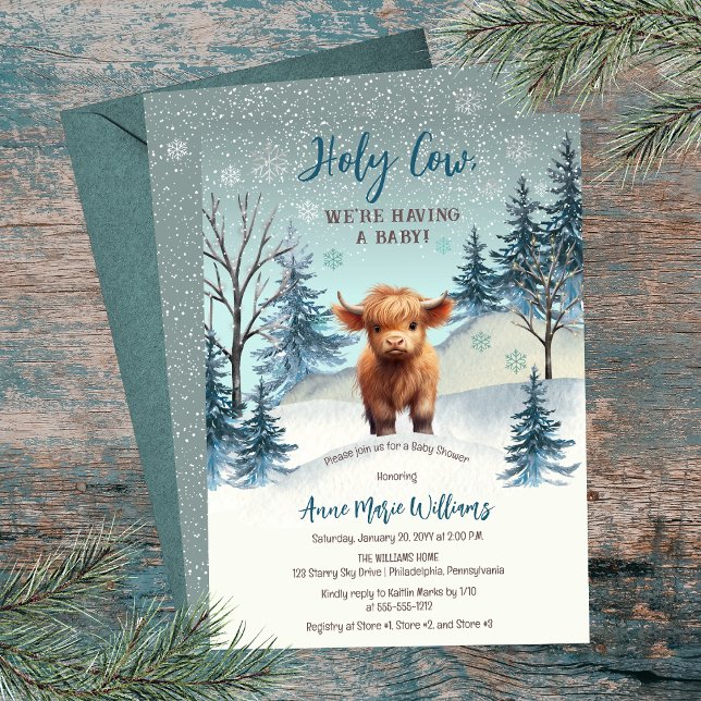 Invitación Baby Shower de invierno de Cute Highland Holy Cow (Cute Highland Calf "Holy Cow, We're Having a Baby!" Winter Baby Shower Invitation)