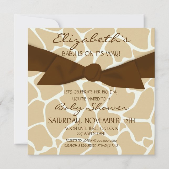 Invitación Baby Shower de patrón de jirafa con arco marrón (Anverso)