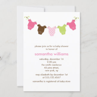 Invitación Baby Shower de ropa de bebé rosa y verde