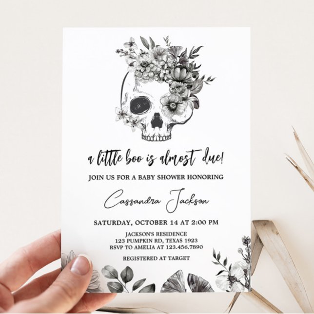 Invitación Baby Shower gótico (Black Floral Skull Baby Shower Invitation)
