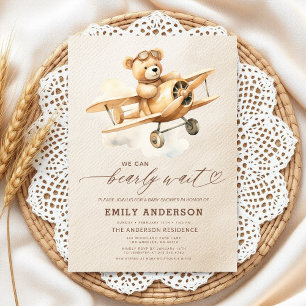 Invitación Baby Shower neutro de género beige para espera tem