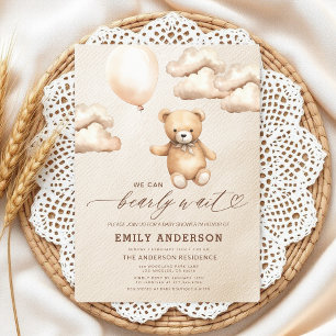 Invitación Baby Shower neutro de género beige para espera tem
