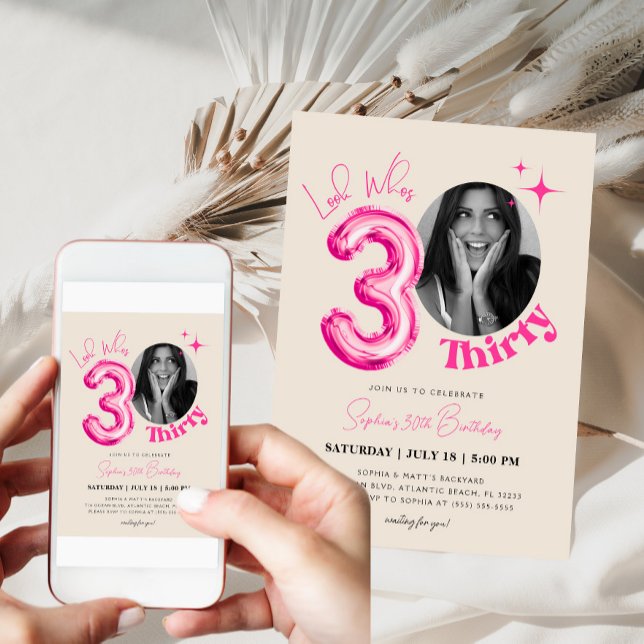 Invitación Balón rosado beige de 30 años moderno foto (Subido por el creador)