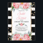 Invitación Bandas florales Decoración moderna de oro Dulce 16<br><div class="desc">Invitaciones personalizadas dulces dieciséis cumpleaños con rayas negras y blancas y magníficas flores color de agua rosa - peonías y decoración de confeti dorado.</div>