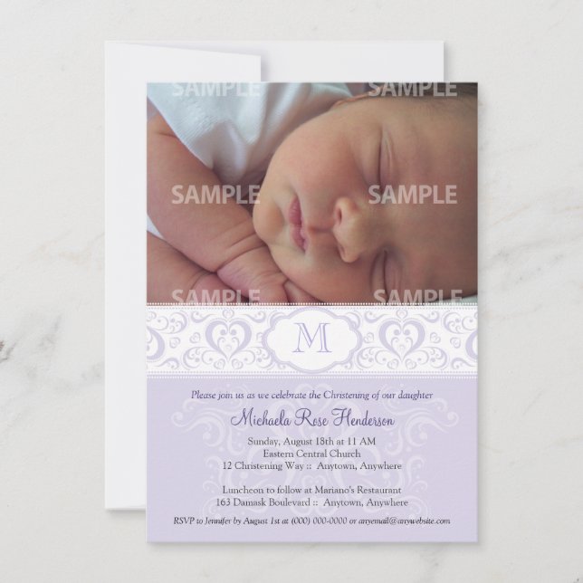 Invitación Baptismo/Cristianismo de Lilac Damask Monograma (Anverso)
