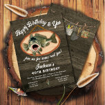 Invitación Bass Fishing Funny cantando cumpleaños<br><div class="desc">Divertida Fiesta de Cumpleaños con la temática de la Pesca con un Bass que te da la bienvenida al fiesta con la feliz canción de cumpleaños! Fondo rústico de madera oscura de color verde. ¡Maravilloso para un fiesta con un tema deportivo, de aventura al aire libre a cualquier edad de...</div>