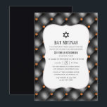 Invitación Bat Mitzvah de cuero negro y Naranja<br><div class="desc">Invitación de mitzvah de murciélago de piel de piel de gema negro y naranja diseñada para ser rápida y fácilmente adaptada a las especificaciones de su evento.</div>