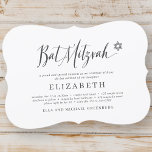 Invitación Bat Mitzvah Guión clásico tipografía moderna<br><div class="desc">Compuesto de escritura lúdica y tipografía serif; Todo con un fondo de fondo blanco. Esto es diseñado por Select Fiesta Supplied Supplied,  exclusivo para Zazzle. Disponible aquí: http://www.zazzle.com/selectpartysupplies</div>