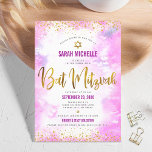Invitación Bat Mitzvah moda moderna Relieve metalizado de oro<br><div class="desc">¡Estén orgullosos, regocijaos y exhiban este hito de su Bat Mitzvah favorito! Envíe este impresionante, moderno, brillante Relieve metalizado de imitación dorada, puntos purpurinas y guión de tipografía contra un fondo de color de agua rosa, invitación personalizada para un evento que recordar. Personalice el texto del personalizado con el nombre,...</div>