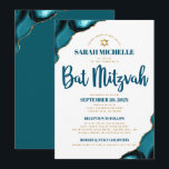 Invitación Bat Mitzvah Turquesa Agata Escritura 2 Lugar Moder<br><div class="desc">¡Siéntete orgulloso, regocíjate y muestra este hito de tu Bat Mitzvah favorita! Envía esta invitación genial, única, moderna y personalizada para un evento inolvidable. Tipografía de escritura azul oscuro sobre un simple y limpio fondo blanco con acentos de ágata azul turquesa y vetas de oro falso superpuestas con la Estrella...</div>
