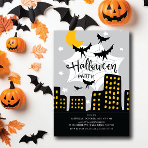 Invitación Batty Cityscape Halloween Party