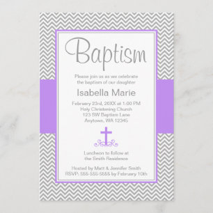 Invitación Bautismo con cruz morada de Chevron gris bautizado