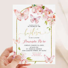 Invitación Bautismo con mariposa floral de peones rosados min