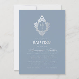 Invitación Bautismo Dusty Blue Elegante Falso Escudo de Plata