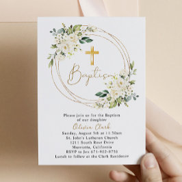 Invitación Bautismo floral blanco bautizando marco dorado