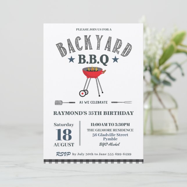 Invitación BBQ de patio trasero Hombres Birthday Black Gingha (Anverso de pie)