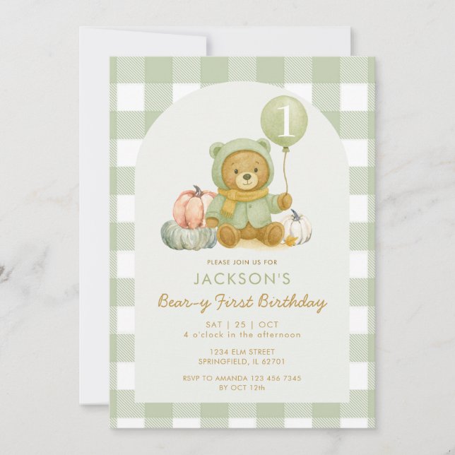 Invitación Bear calabaza Sage Green Beary Primer cumpleaños (Anverso)