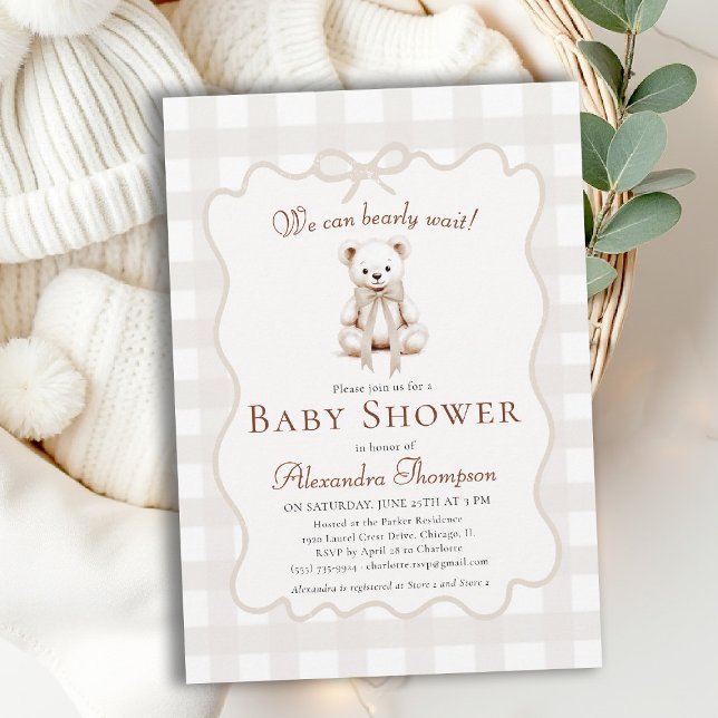 Invitación Bearly Wait Teddy Bow Neutral Gingham Baby Shower (bearly wait baby shower invitation traditional classic nursery decor neutral gingham teddy bear bow)