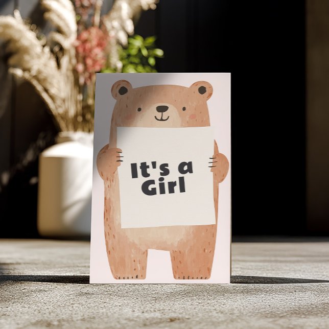 Invitación Beary Cute es un oso chica de Baby Shower (Cute bear illustration holding “It’s a Girl” sign in fun bold text.)