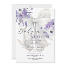 Bebé blanco en flor Baby Shower morada floral