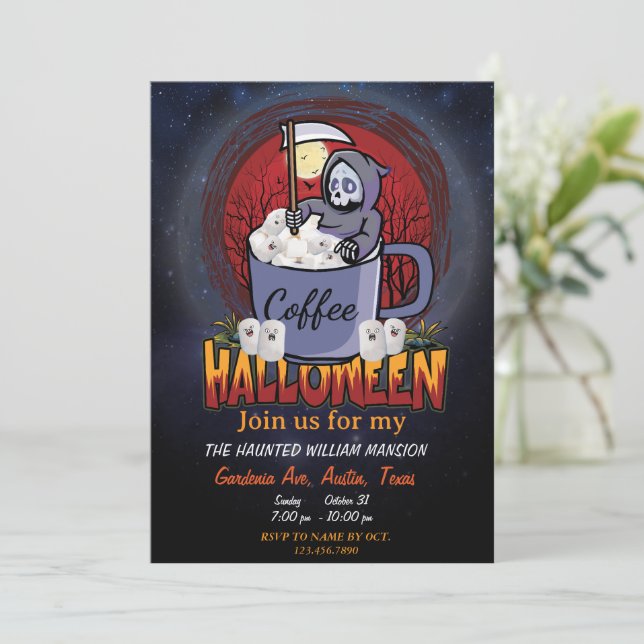 Invitación Bebe Café Y Sé Asustado De La Fiesta De Halloween (Anverso de pie)