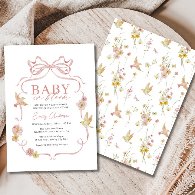 Invitación Bebé chica en una ducha floreciente de coqueta (Subido por el creador)