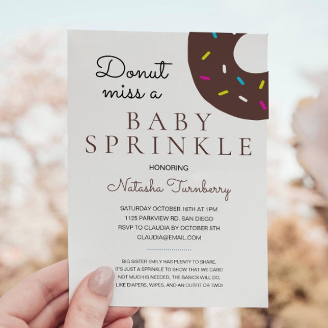 Invitación Bebé de donut de chocolate rociando Baby Shower ne (Subido por el creador)