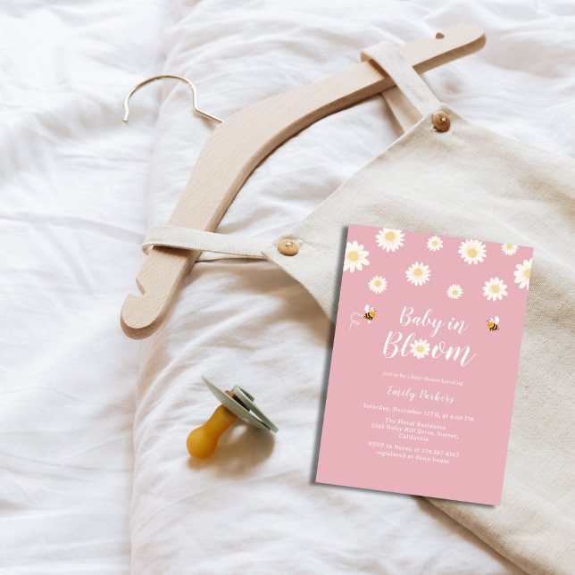 Invitación Bebé de margarita rosada simple en ducha Chica en  (Simple Pink Daisy Baby In Bloom Girl Shower Invitation)