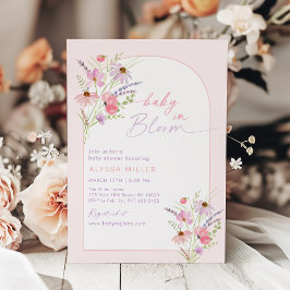 Invitación Bebé en el Baby Shower de flores silvestres rosada