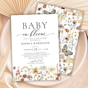 Invitación Bebé en el florecimiento de la flora silvestre Ter