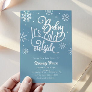 Invitación Bebé, está frío en Baby Shower azul morado