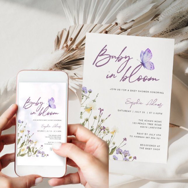 Invitación Bebé morado en el floreciente Baby Shower (Purple baby in Bloom Invitations)