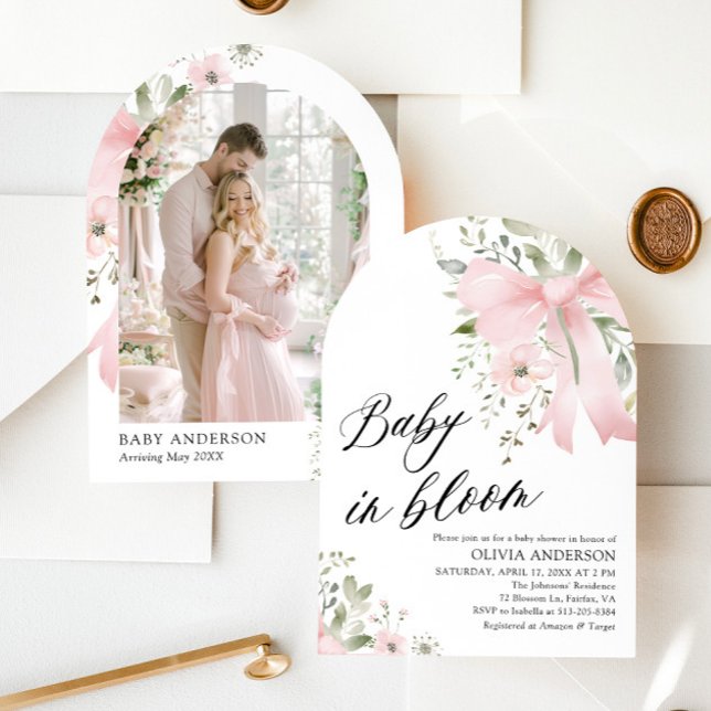 Invitación Bebé rosado en arco floral de Baby Shower (Watercolor Cute Pink Bow Baby in Bloom Floral Girl Arch Baby Shower Invitation)