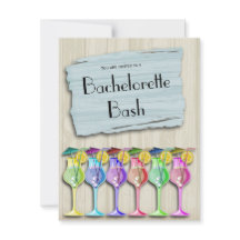 Bebidas tropicales de moda del paraguas