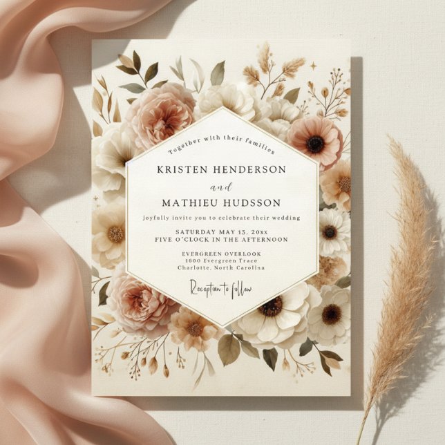Invitación Beige Floral Bloom Wedding (Subido por el creador)