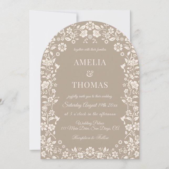 Invitación beige neutral de boda floral (Anverso)