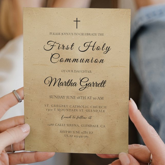 Invitación Beige simple y elegante Primera comunión sagrada (Subido por el creador)
