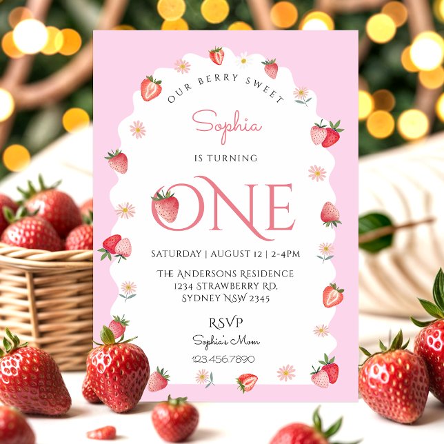 Invitación Berry de fresa suave dulce de primer cumpleaños Wa (Subido por el creador)