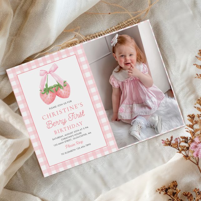 Invitación Berry First Strawberry Pink Bow Primera foto de cu (Subido por el creador)